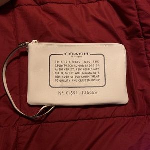 Woman’s accessories